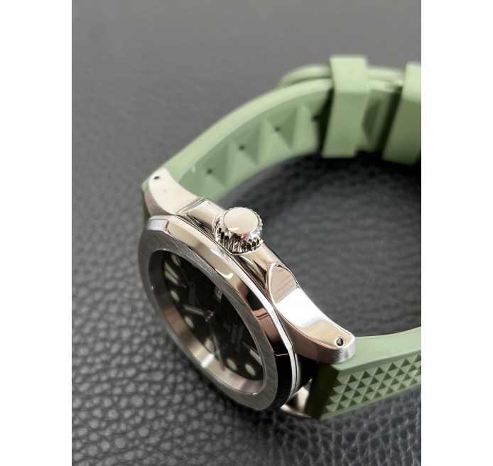 Seikonaut Olive King Turtle - Seiko Mod
